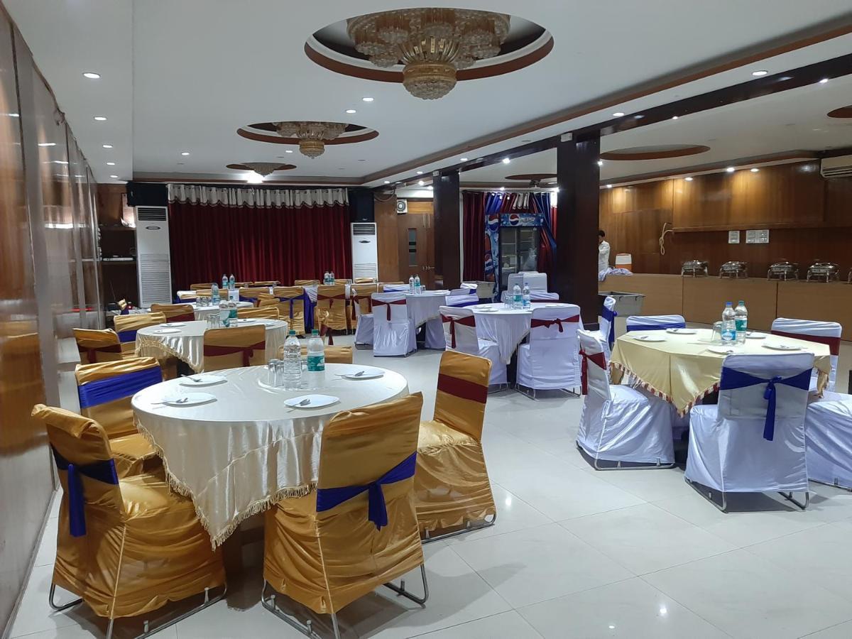 Hotel Platinum Plaza Rohtak Eksteriør billede