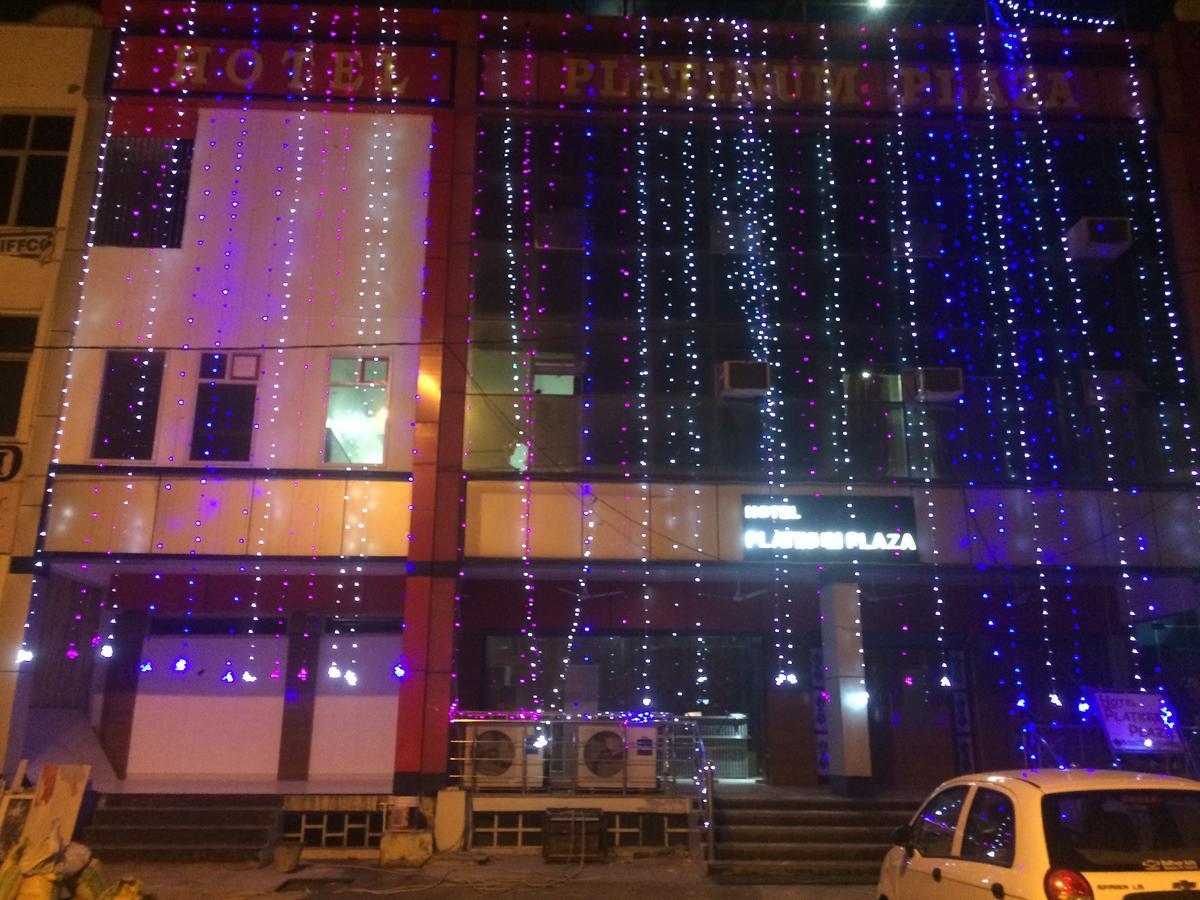 Hotel Platinum Plaza Rohtak Eksteriør billede