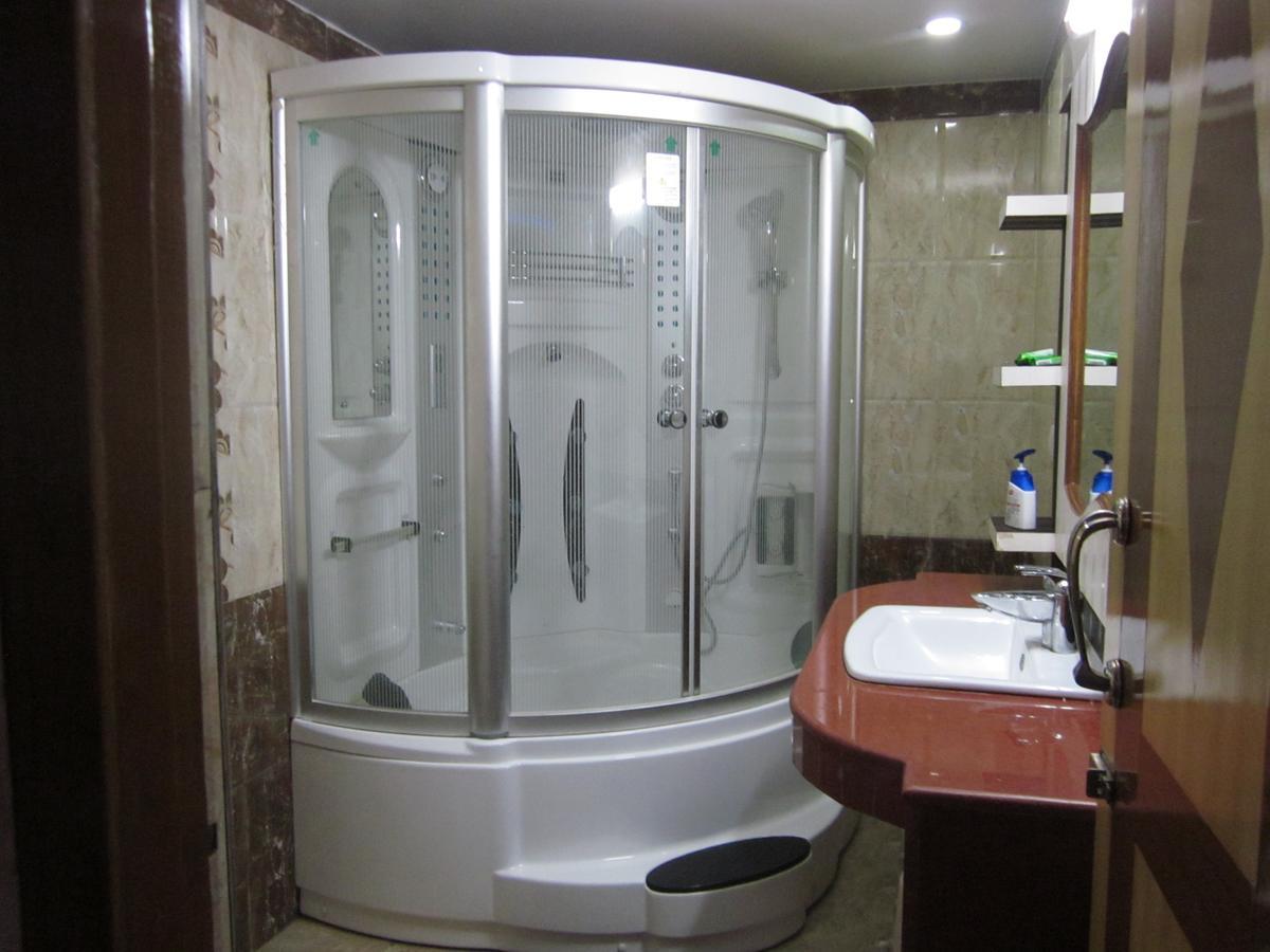 Hotel Platinum Plaza Rohtak Eksteriør billede