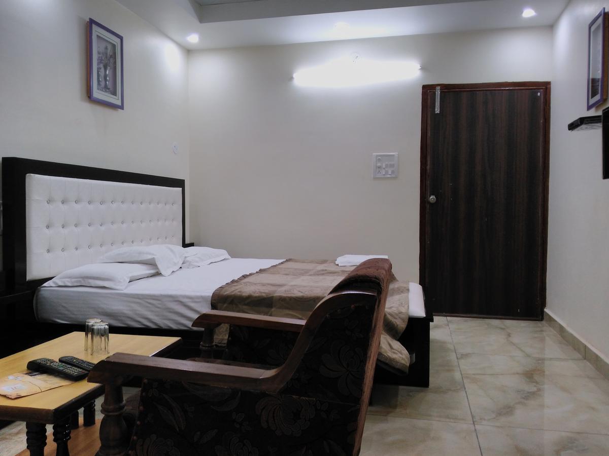 Hotel Platinum Plaza Rohtak Eksteriør billede